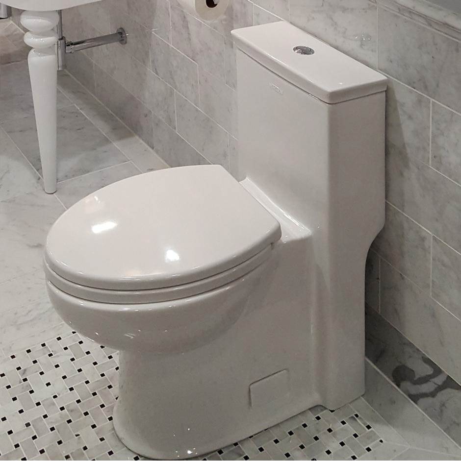 Lacava Floor-standing elongated one-piece porcelain toilet with siphonic single flush system (1.